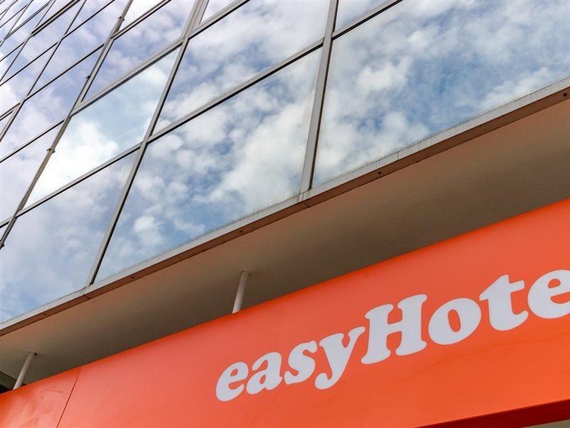 Easyhotel Milton Keynes Exterior foto